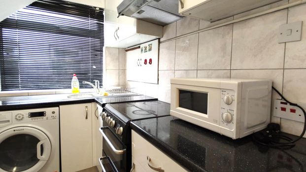 1 bed maisonette to rent - Photo 1