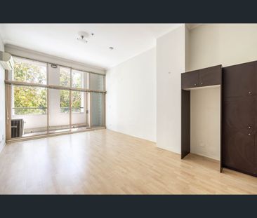 221/105 Campbell Street, Surry Hills, NSW 2010 - Photo 5