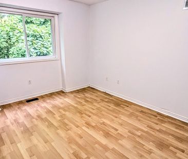 For Lease - 44 Eli Shackleton Court, Toronto, Ontario - Photo 6