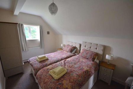 Hoargate Lane, Longford, Ashbourne, DE6 - Photo 2