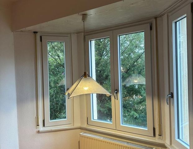 Schöne Altbauwohnung 1. OG, 3-Zimmer, Stuttgart-Untertürkheim - Foto 1