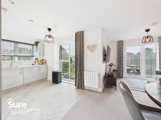 2 bedroom apartment to rent - Photo 1