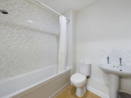 Adrian Close, Boxmoor, Hemel Hempstead - Photo 3