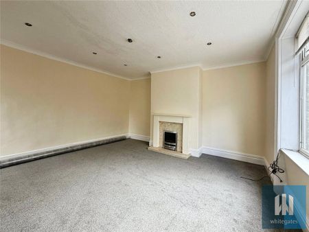 2 bedroom end of terrace house to rent - Photo 4