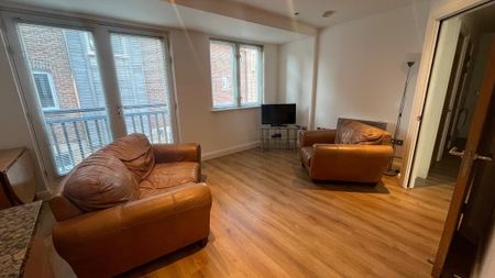 2 bedroom apartment to rent - Photo 5