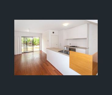 42 Denver Crescent, Rowville, Vic 3178 - Photo 1