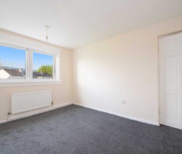 £750 pcm - Available Now - Unfurnished - Photo 6