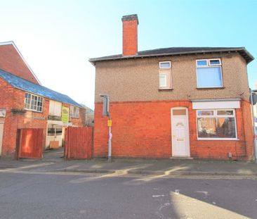 Wellington Street, Kettering, Northants, NN16 - Photo 3