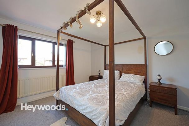 4 bedroom detached house to rent - Photo 1