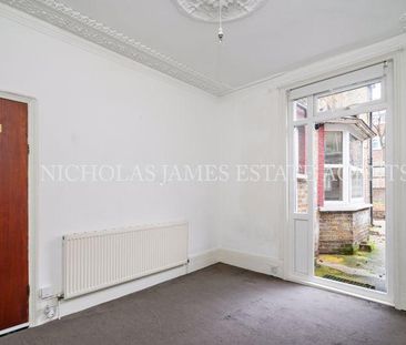 4 bedroom terraced house to rent - Photo 5