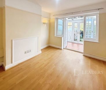 2 bedroom maisonette to rent Butts Road, Faringdon, Oxfordshire, SN7 - Photo 2