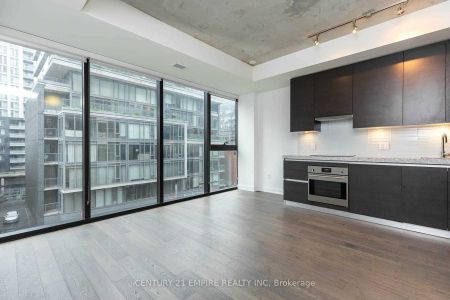 629 King Street W #1323 , - Photo 4