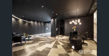 Partially Furnished 2 Bedroom 1 Bathroom Apartment in Royal Melbourne - Photo 2