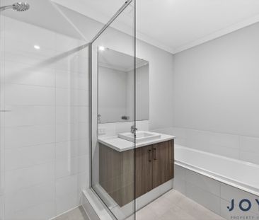 8A Bolsover Street, Wellard WA 6170 - Photo 5