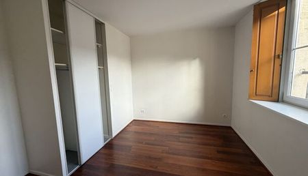 Appartement 3 pièces 79m2 REIMS 990 euros - Photo 2