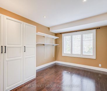 For Lease - 363 Lakeshore Road, Oakville, Ontario - Photo 3