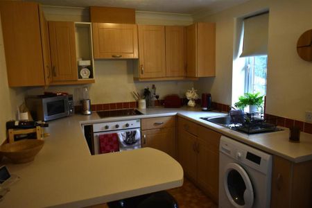 2 bedroom detached bungalow to rent - Photo 5