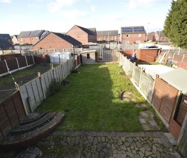 3 bedroom semi-detached house to rent - Photo 3
