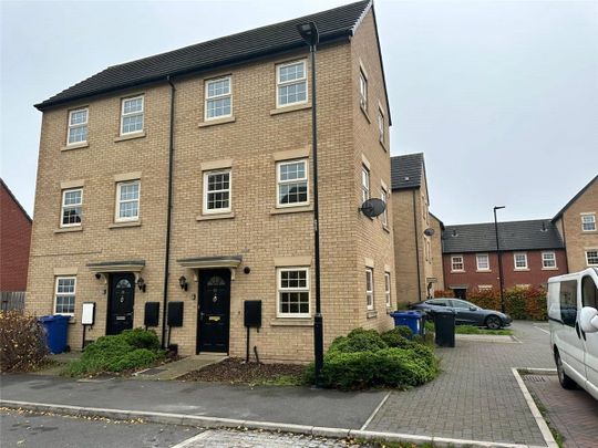 A two bedroom semi-detached property situated on the popular Comelybank Drive development. - Photo 1