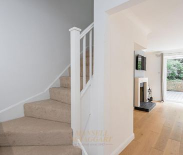 4 bedroom terraced house to rent - Photo 1