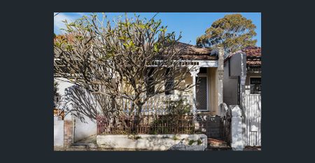 HOME, SWEET HOME - Photo 4