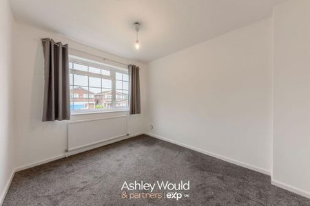 4 bedroom detached house to rent - Photo 5