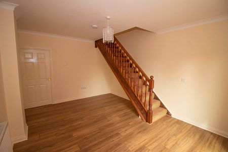 2 Bedroom Property in Glemsford - Photo 5