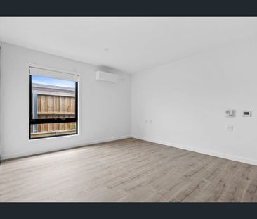 Fully accessible HPS home - comfort, quality & thoughtful design - Photo 3