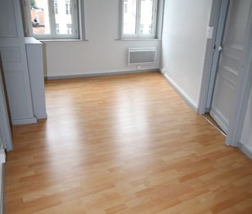 Location Appartement 1 pièce 24m² LILLE 59000 - Photo 4