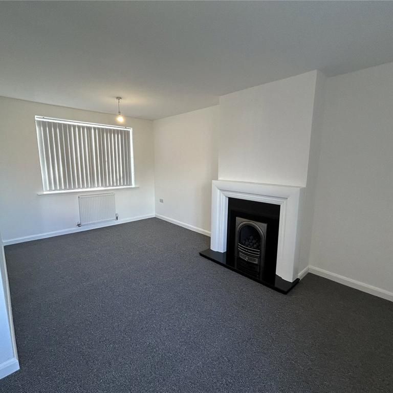 2 bedroom end of terrace house to rent - Photo 1