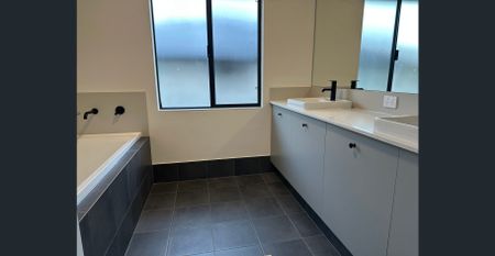 CONVENIENT AND COMFORTABLE - Photo 2