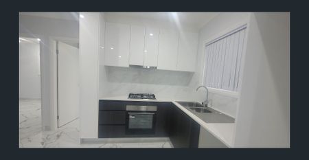 updated two bedroom granny flat - Photo 3