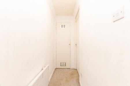 Homefield Park, SM1 - Photo 3