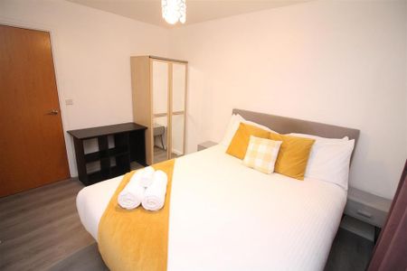 2 bedroom flat to rent - Photo 3