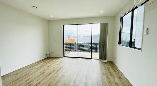 3 Bedroom townhouse in PAPAKURA - Photo 1