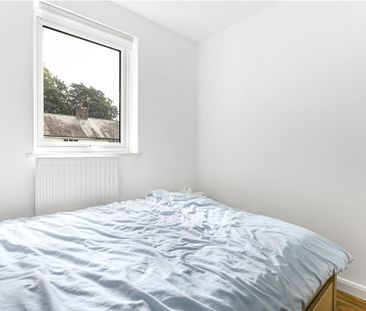 Newnes Path, London, SW15 5JB - Photo 3