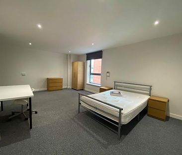 Student Apartment 2 bedroom, City Centre, Sheffield - Photo 4
