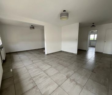 Location Appartement 4 pièces 84m² PORTES LES VALENCE 26800 - Photo 4