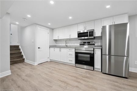 For Lease - 8059 Aintree Drive Unit# Lower, Niagara Falls, Ontario - Photo 2