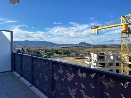 Location Appartement 2 pièces 45m² FREJUS 83600 - Photo 2