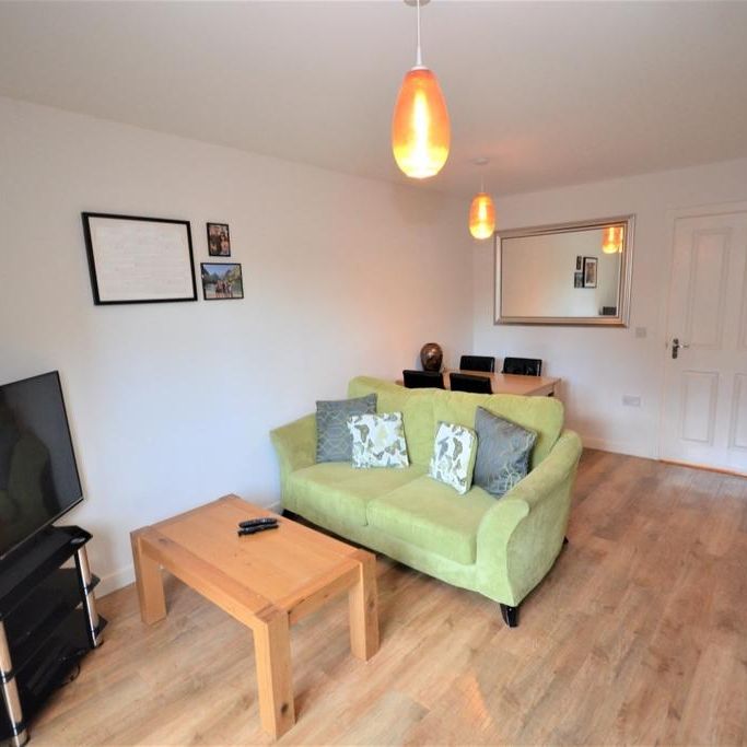 2 bedroom terraced house to rent - Photo 1