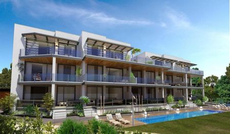 Charming 2-Bedroom Apartment for Long-Term Rent in Estepona – New Golden Mile, Costa del Sol - Photo 4