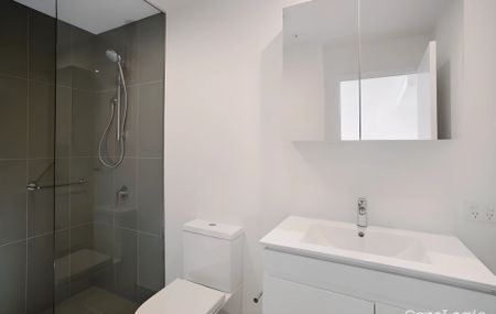 1 bed 1 bath-10309 - Photo 4