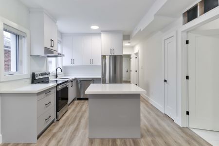 For Lease - 6 Chudleigh Road Unit# Main, Toronto, Ontario - Photo 3