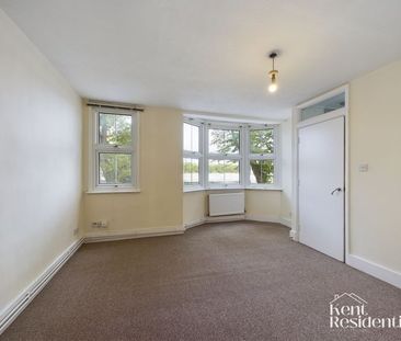 1 bed flat to rent in New Road, Chatham, ME4 - Photo 4