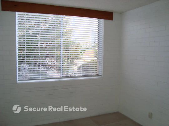 “Auchenflower Unit with River & City Views” - Photo 1