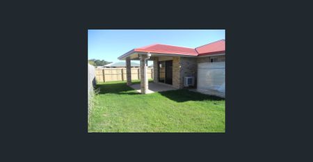 Your Next Family Home Awaits in North Mackay! - Photo 5