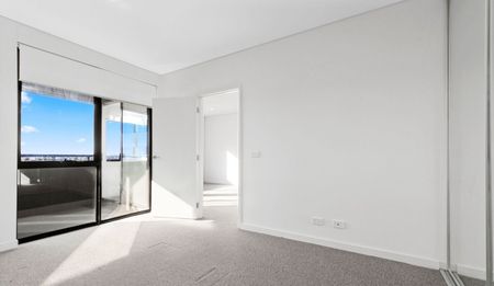 Modern Apartment with Everything at your Doorstep! - Photo 3