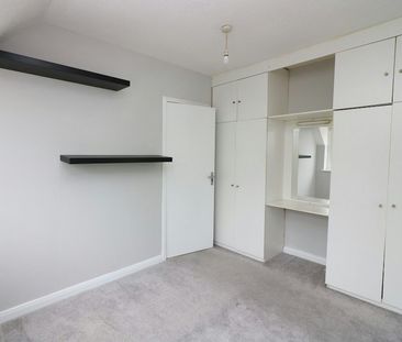 Terraced House to rent on - Photo 3