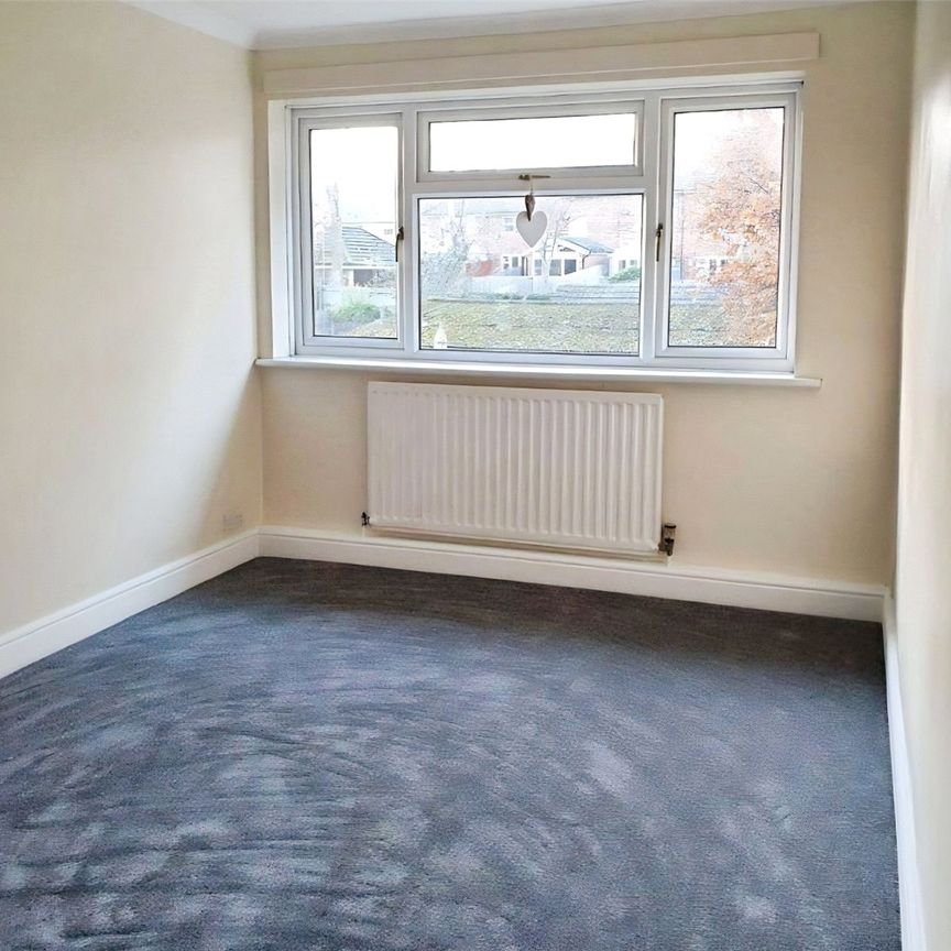 2 bedroom maisonette to rent - Photo 1